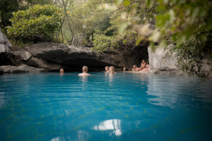 piscine-naturelle-eau-claire